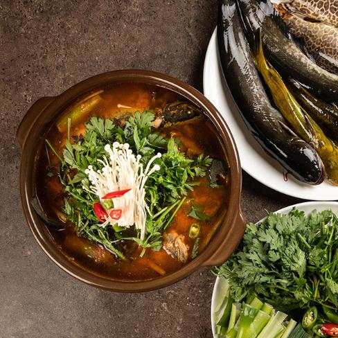 [앵콜특가][30년전통괴산맛집]괴산산막이매운탕의 메기+빠가 매운탕 밀키트