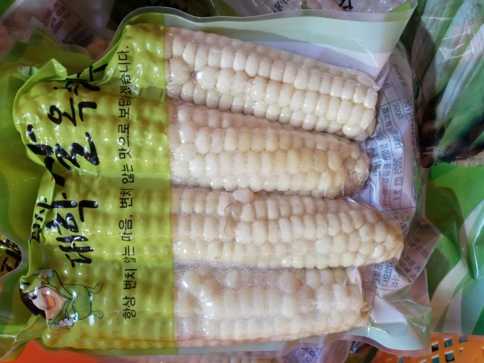 [둔율올갱이영농조합법인]못난이 냉동 찐 대학찰옥수수 15개